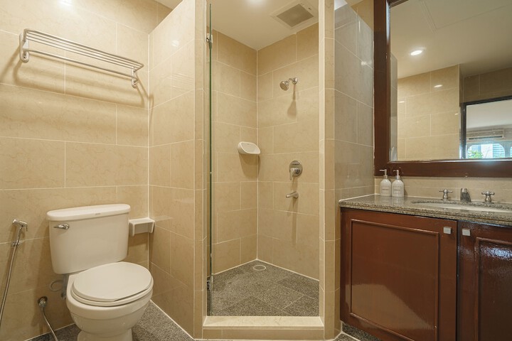 Room 40 of 57