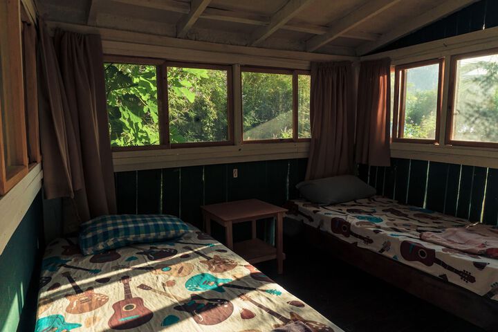 Room 18 of 138