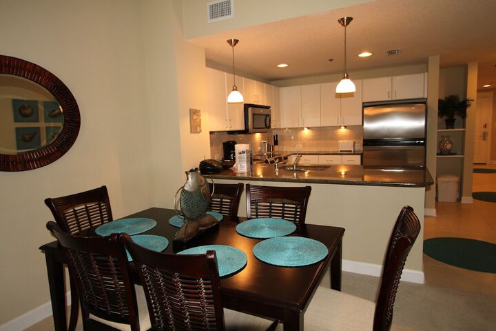 Dining Photos