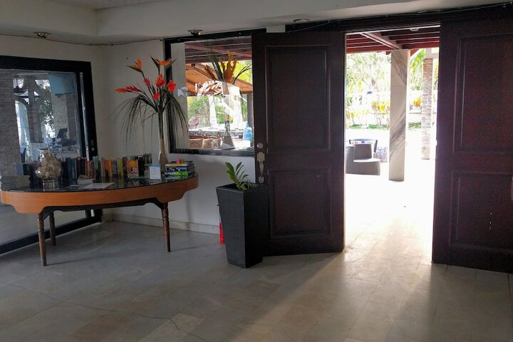 Hotel 2 of 50