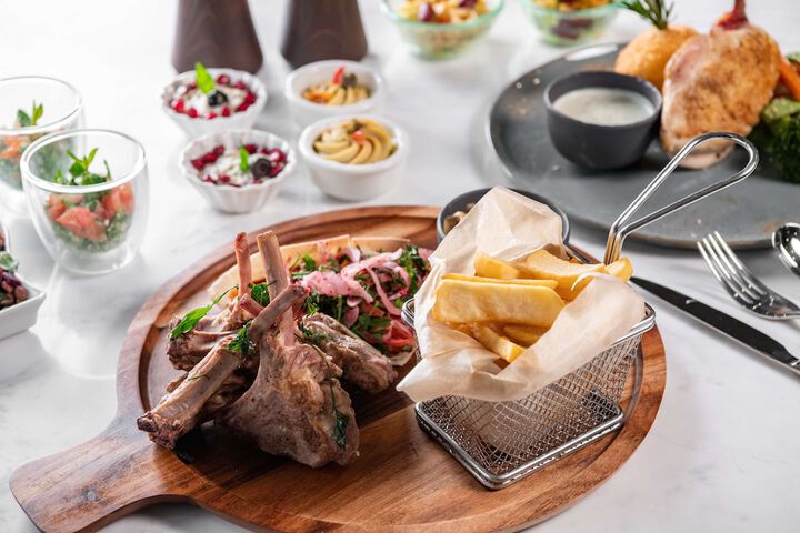 Dining 84 of 136