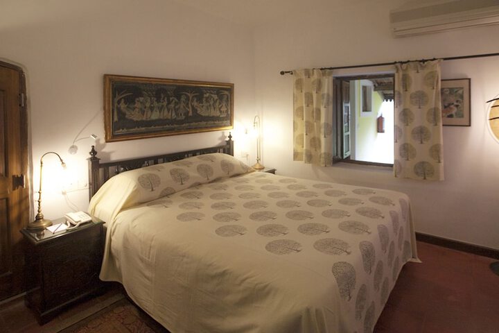 Room 14 of 162