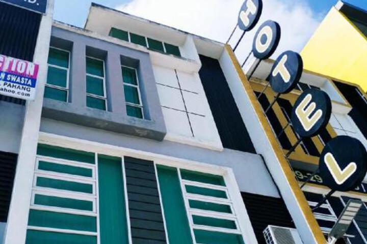 GLOW HOTEL