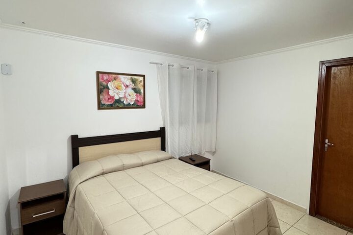 Room 8 of 25
