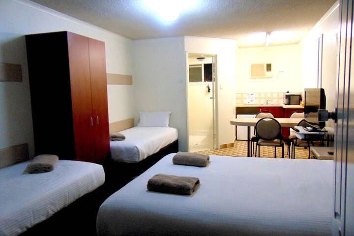Room 5 of 63