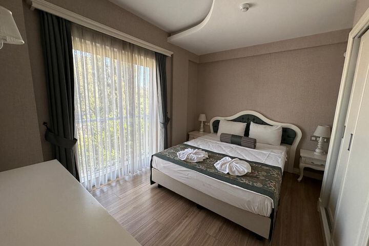 Room 11 of 49