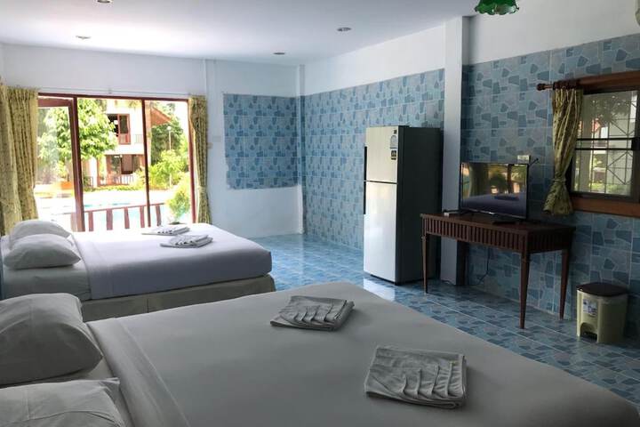 Room 15 of 53