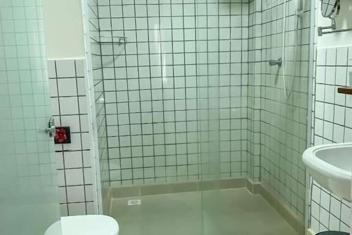 Room 42 of 86