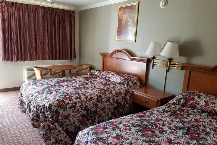 Room 8 of 27