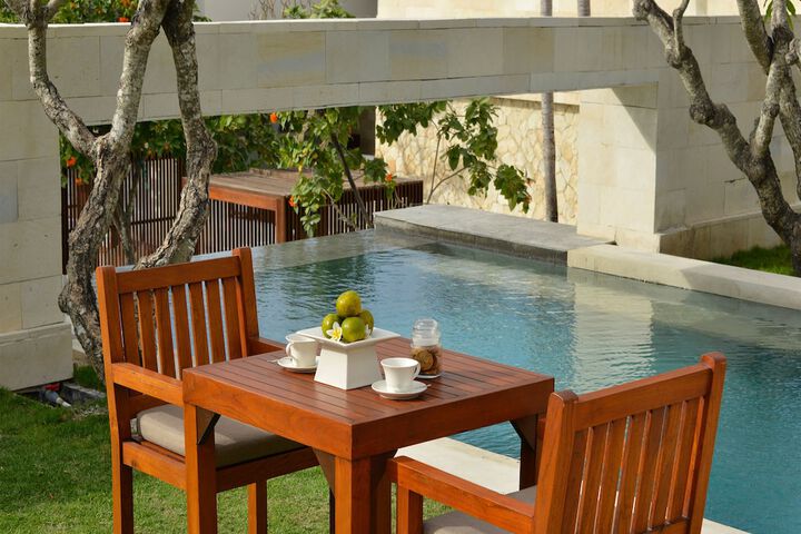 Dining Photos