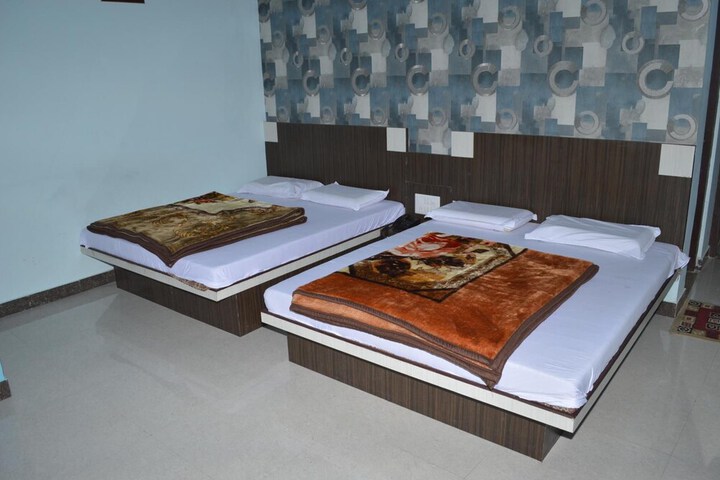 Room 14 of 45