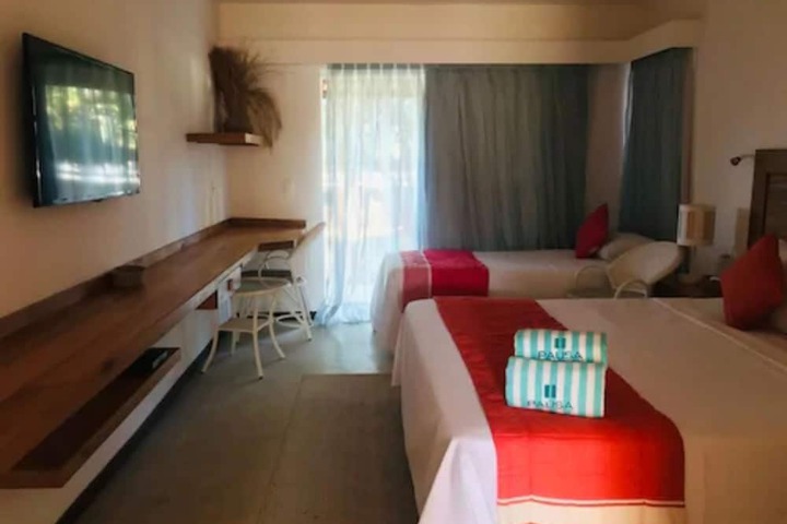 Room 4 of 53