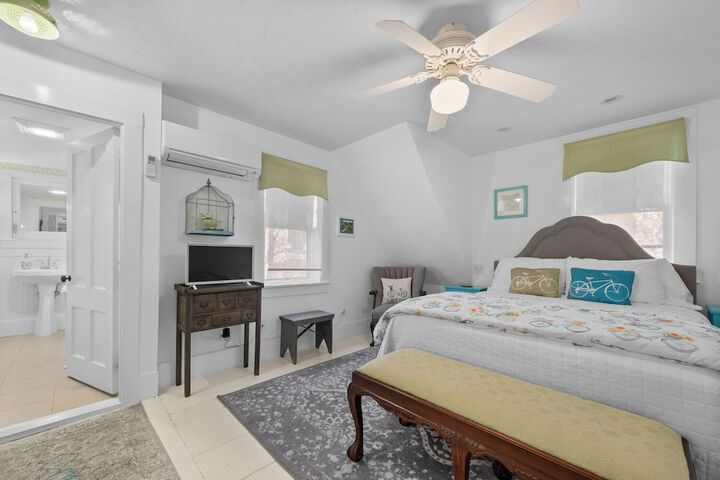 Room 12 of 48