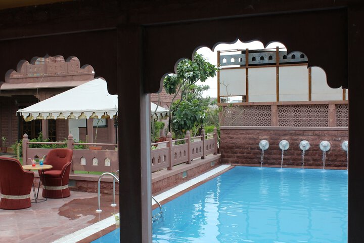 Pool 5 of 17