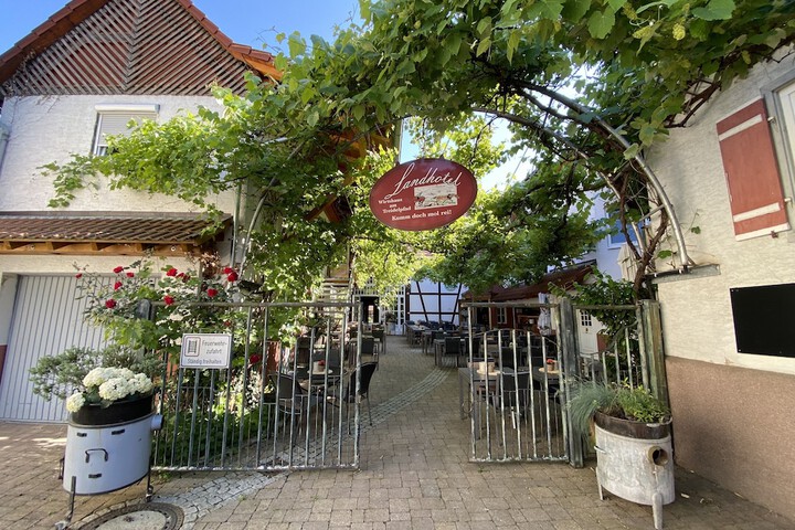 Hotel Exterior 58 of 62