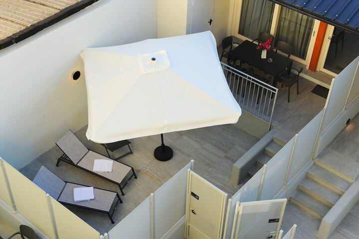 Hotel 100 of 103