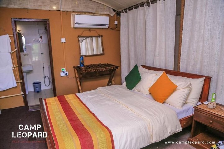 Room 4 of 13