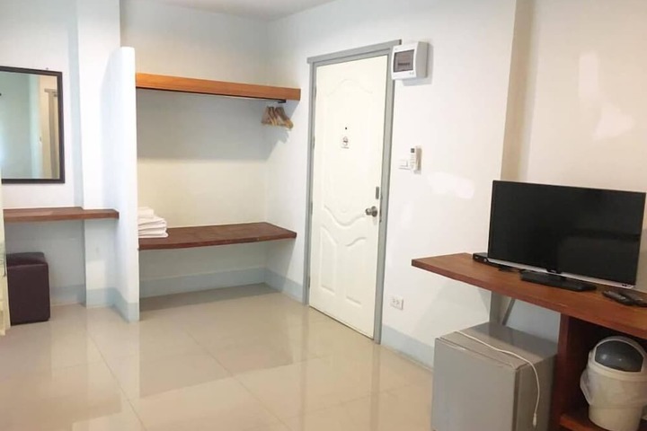 Room 19 of 51