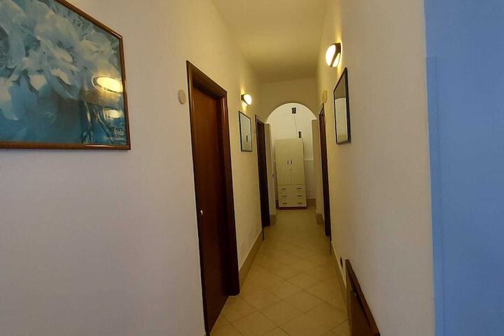 Ballroom/Hall 60 of 97