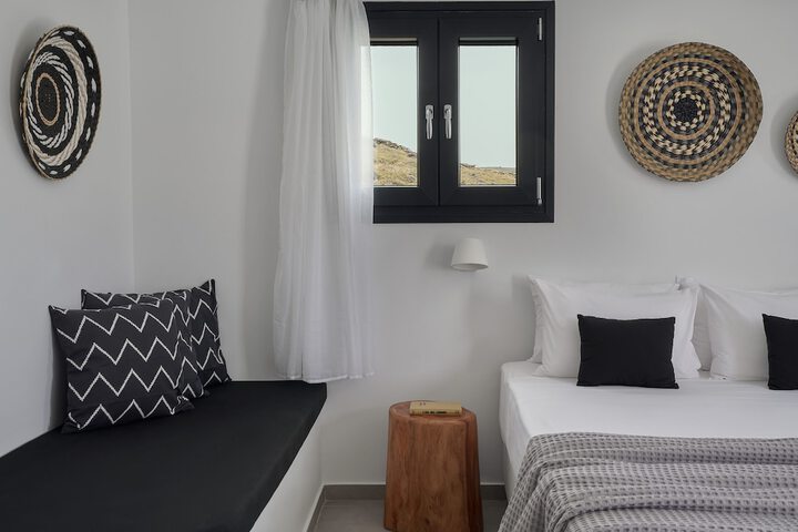 Room 10 of 52