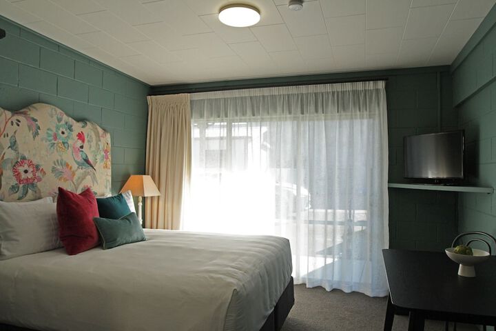 Room 18 of 53