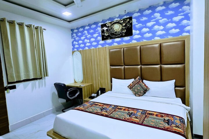 Room 41 of 60
