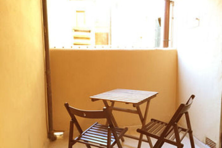 Room 27 of 160