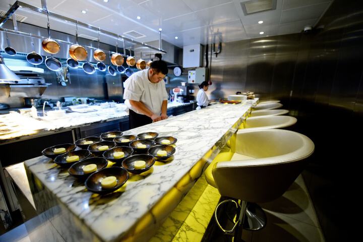 Dining Photos
