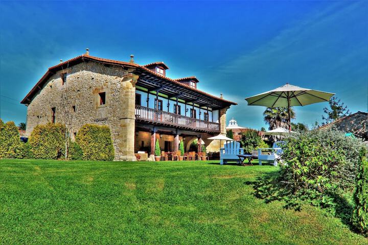 Hotel 69 of 80