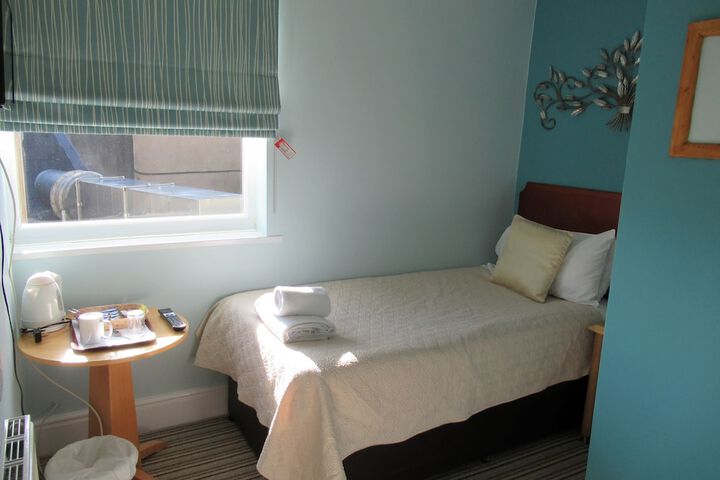 Room 2 of 47