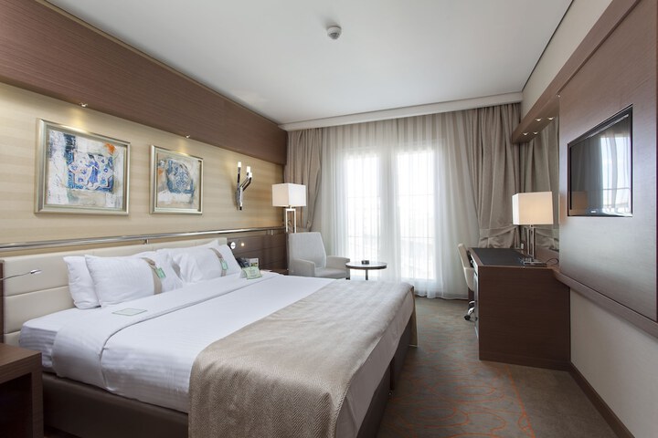 Room 54 of 127