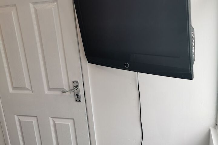 Room 27 of 69