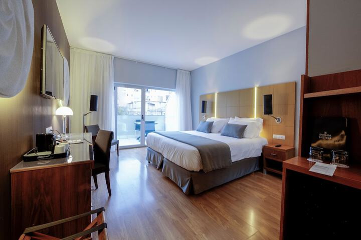 Room 37 of 112