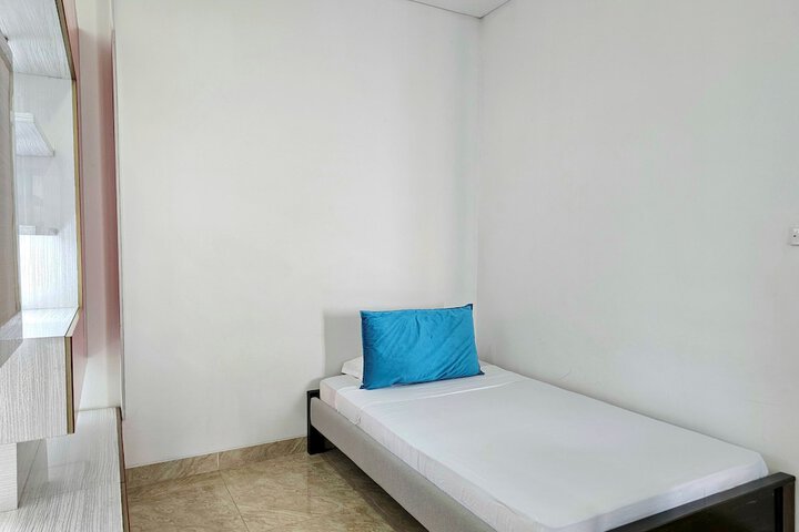 Room 25 of 58