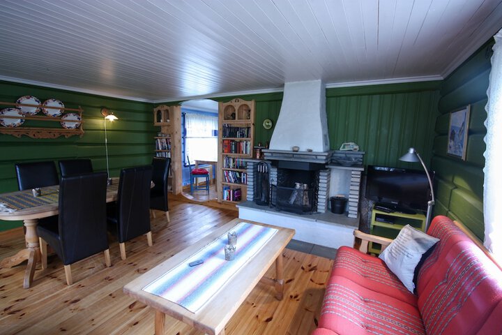 Room 65 of 103