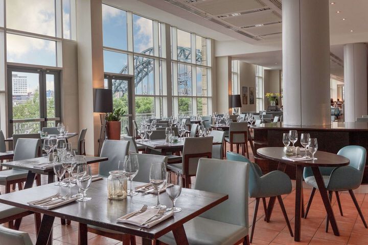 Dining 108 of 148