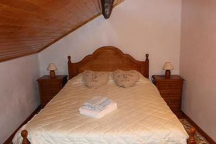 Room 6 of 14