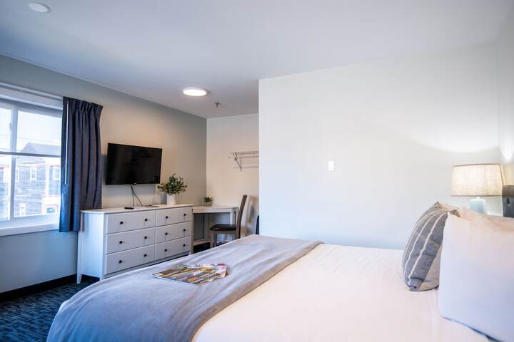 Room 10 of 22