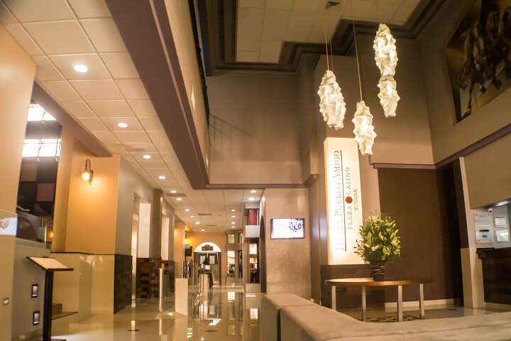 Hotel Interior 4 of 87
