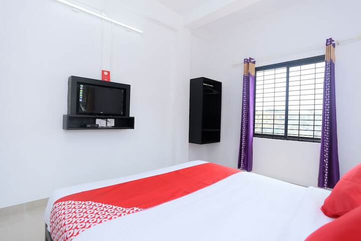 Room 8 of 27