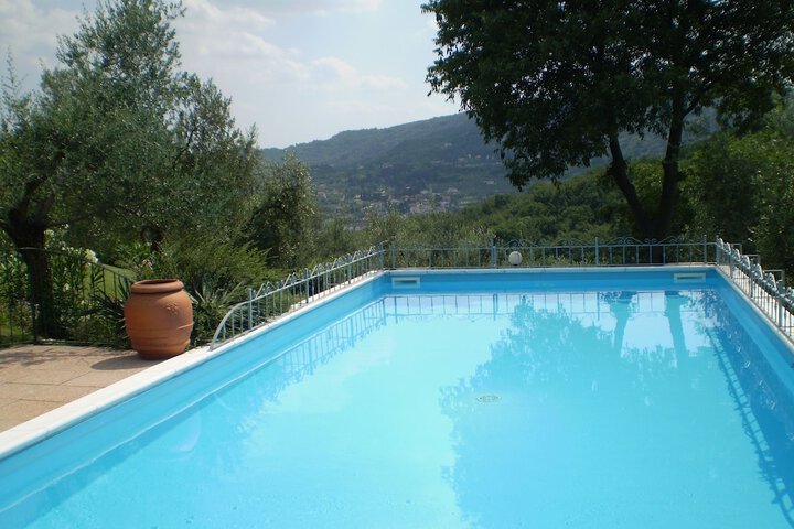 Hotel with Pool