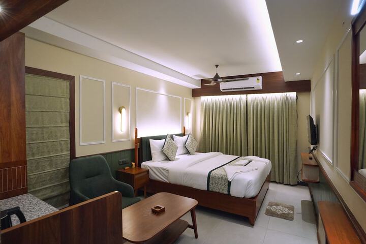 Room 7 of 34