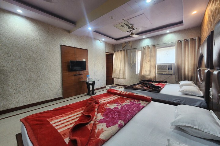 Room 31 of 49
