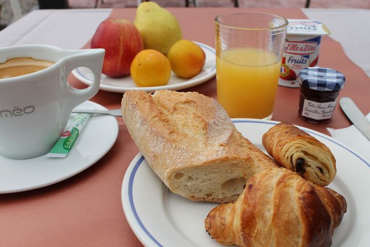 Breakfast/Coffee Service 31 of 51