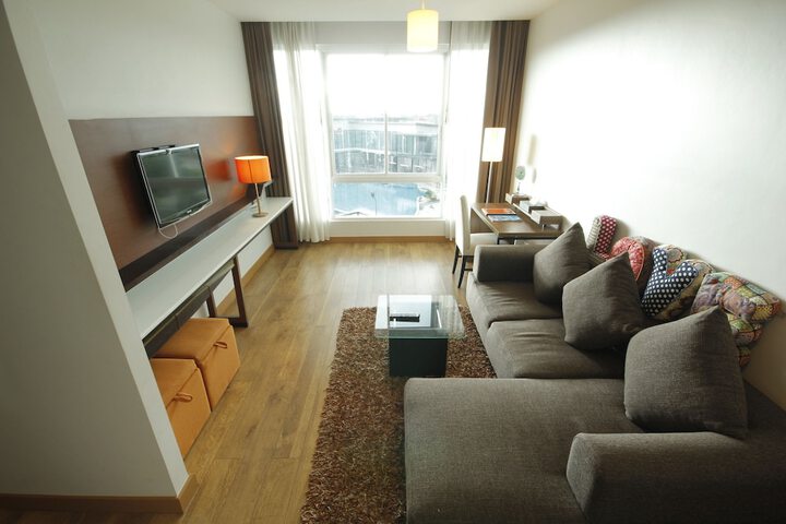Room 29 of 143