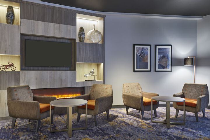 Guest Lobby