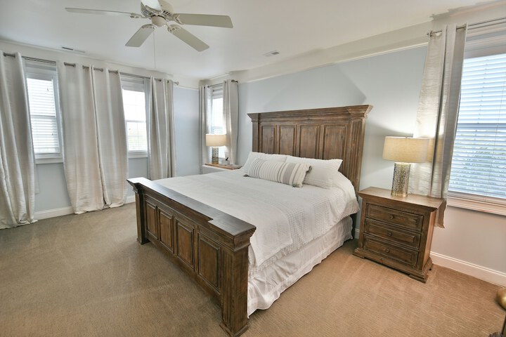 Room 585 of 759