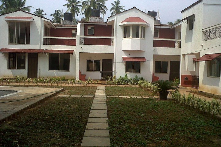 Hotel Entry