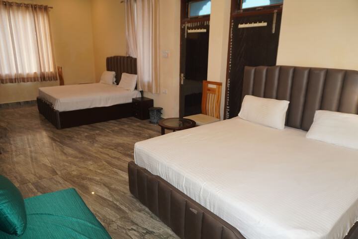 Room 15 of 73
