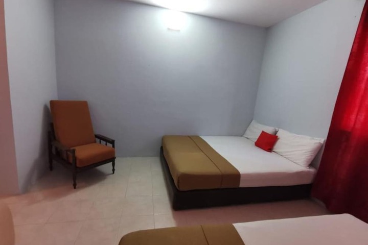 Room 15 of 25